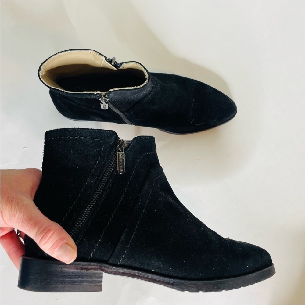 Italeau Black Suede Zipper Side Waterproof Ankle Boot 38.5 - Picture 2 of 10